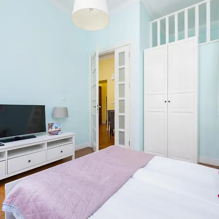 Przytulny Apartament W Centrum Krakowa By Renters Daire *