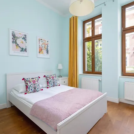 Przytulny Apartament W Centrum Krakowa By Renters * Cracovia